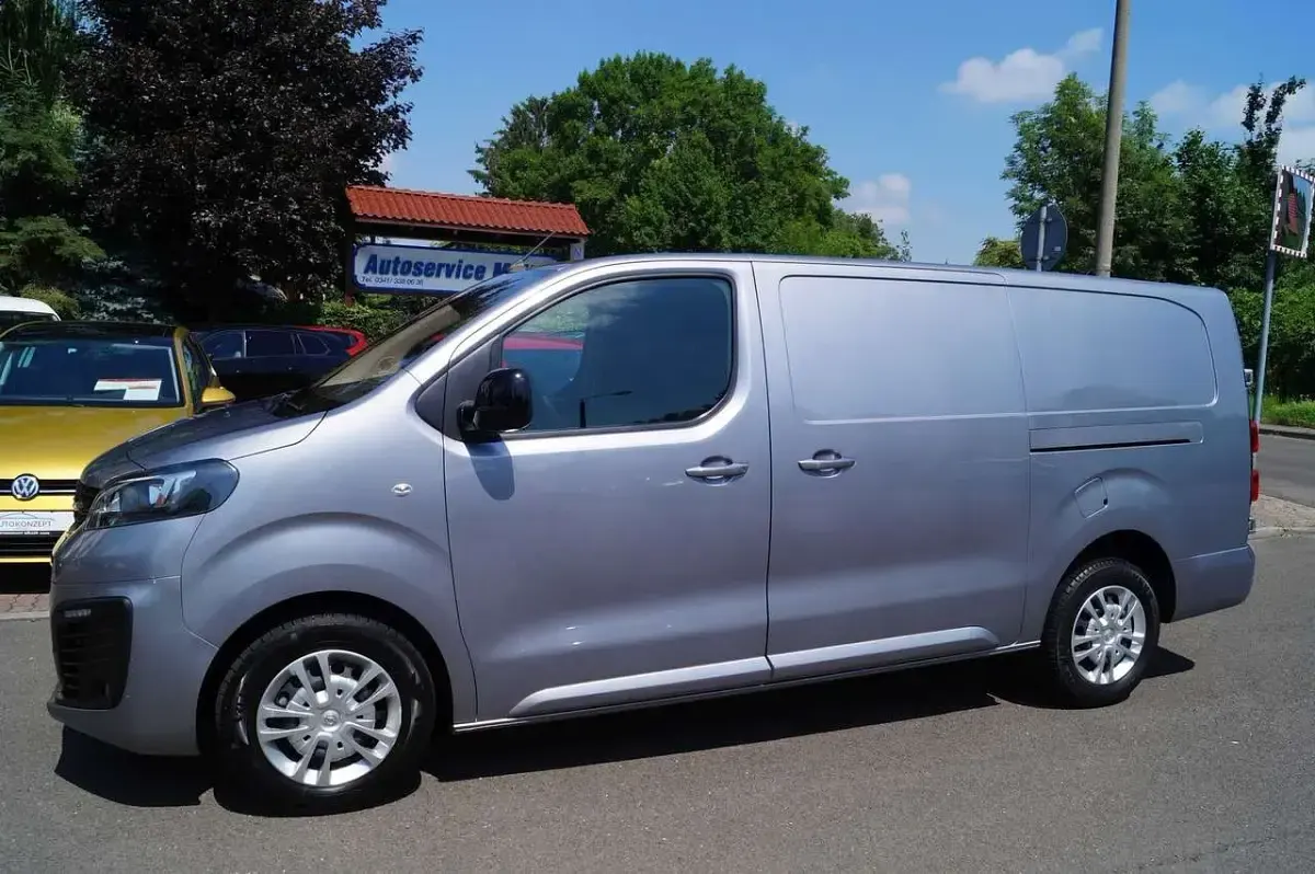 Gebraucht Opel Vivaro-e Combi 144 PS (105 kW) 2022 Grau Van / Kleinbus