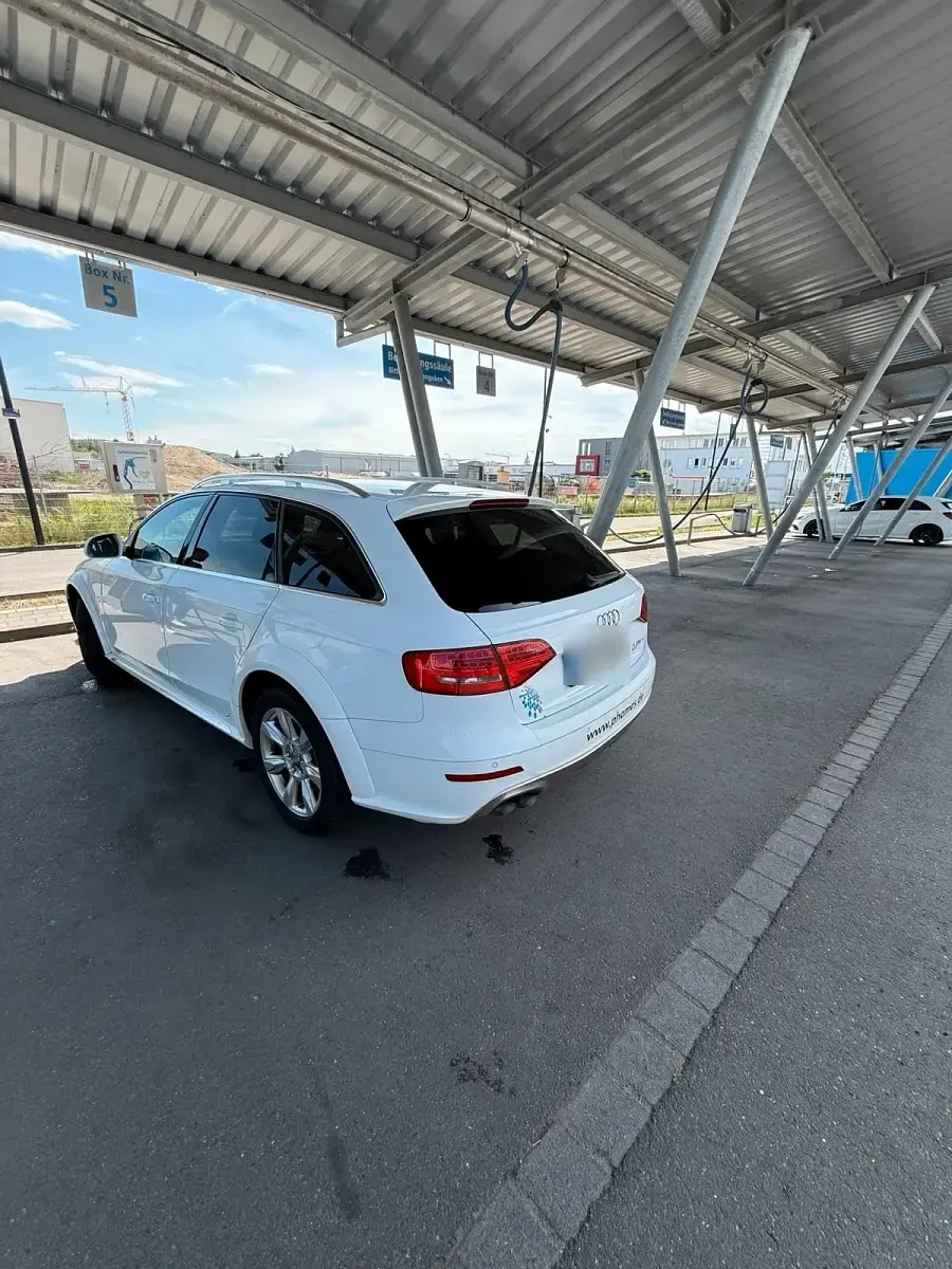 Gebraucht Audi A4 Allroad 170 PS (125 kW) 2011 Weiß Kombi