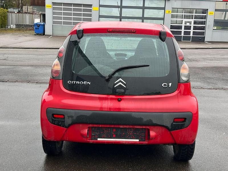 Second-hand Citroën C1 68 CP (50 kW) 2008 Roșu Hatchback