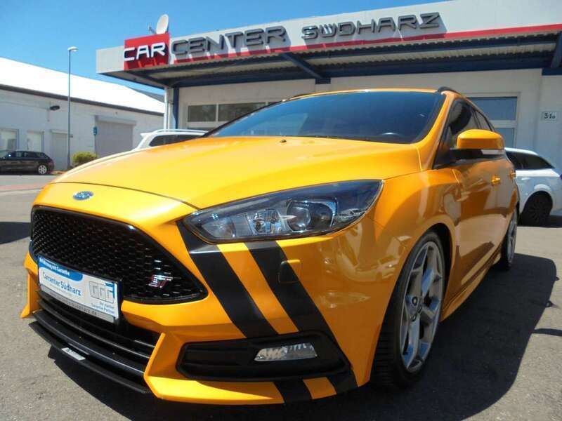 Gold Gebraucht 2016 Ford Focus ST Kombi | 12.999 € (Etwas zu teuer) - Bild 1/4