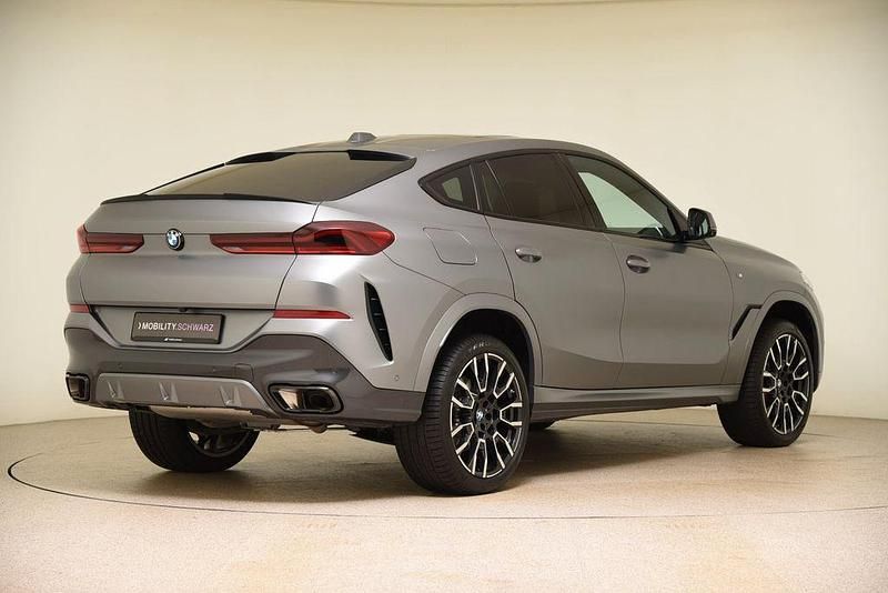 Gebraucht BMW X6 M Sport 286 PS (210 kW) 2025 Grau SUV