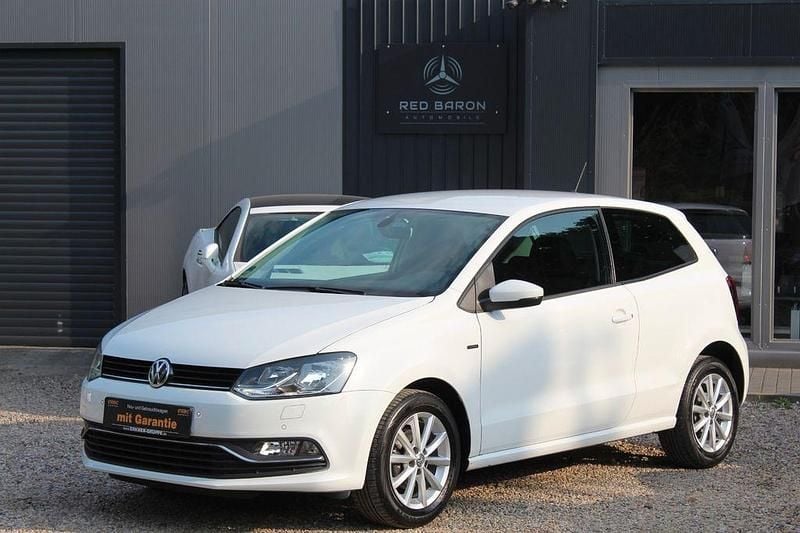 Gebraucht VW Polo LOUNGE 60 PS (44 kW) 2016 Weiß Kleinwagen