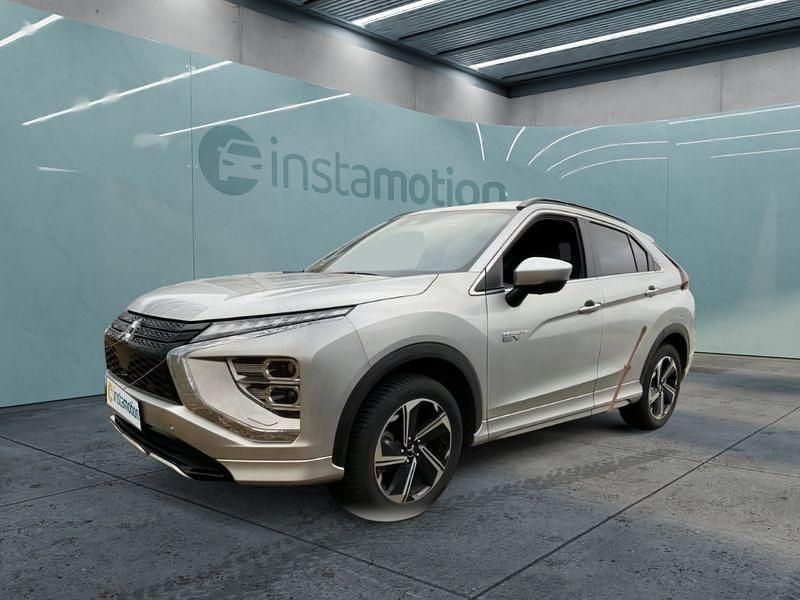 Silber Gebraucht 2022 Mitsubishi Eclipse Cross SUV | 30.649 € (Teuer) - Bild 1/4