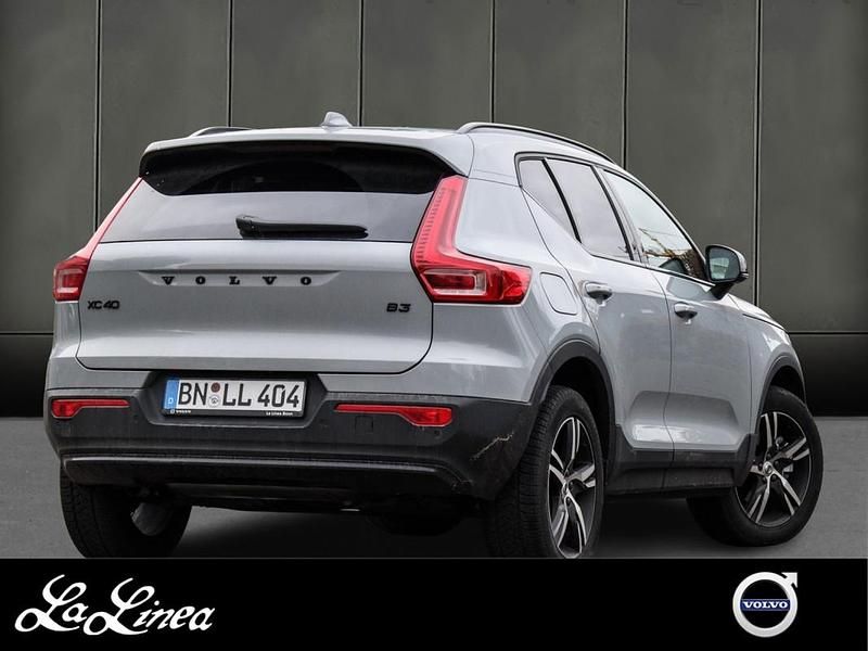Gebraucht Volvo XC40 Plus 163 PS (119 kW) 2025 Grau SUV