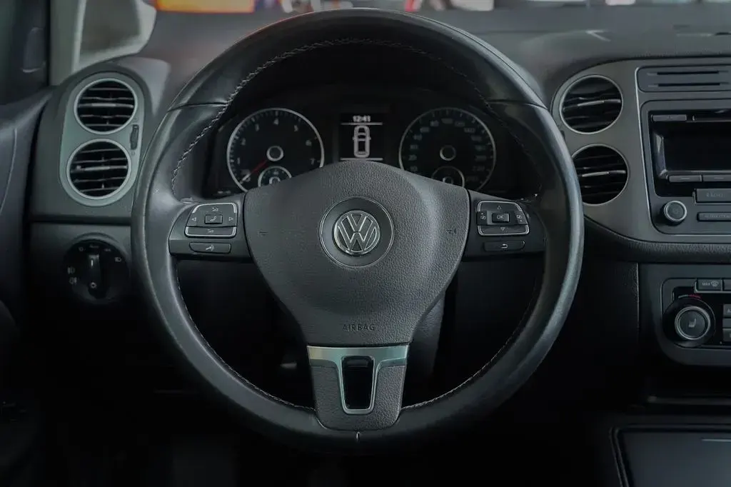 Gebraucht VW Golf VII Life 122 PS (89 kW) 2013 Braun Limousine