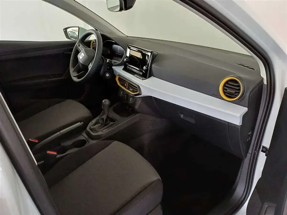 Ny Seat Ibiza Reference 80 HK (58 kW) 2025 Hvid Sedan