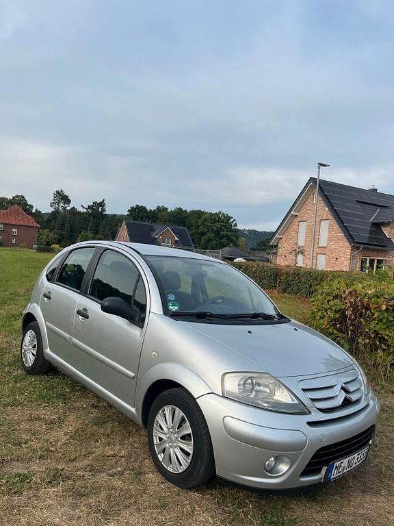 Silber Gebraucht 2008 Citroën C3 Kleinwagen | 1.550 € (Fairer Preis) - Bild 1/4