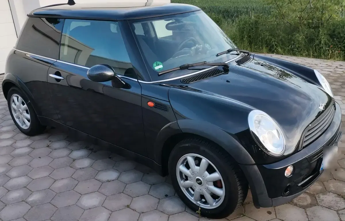 Gebraucht Mini ONE 90 PS (66 kW) 2003 Schwarz Kleinwagen