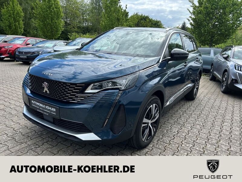 Lackierung blau celebes/metall Gebraucht 2023 Peugeot 5008 GT Van / Kleinbus | 34.350 € (Teuer) - Bild 1/4