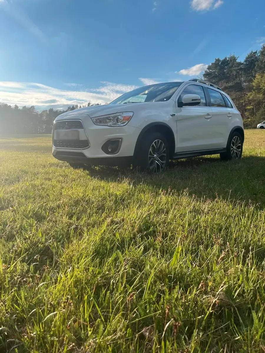 Używany Mitsubishi ASX 116 KM (85 kW) 2016 Biały SUV