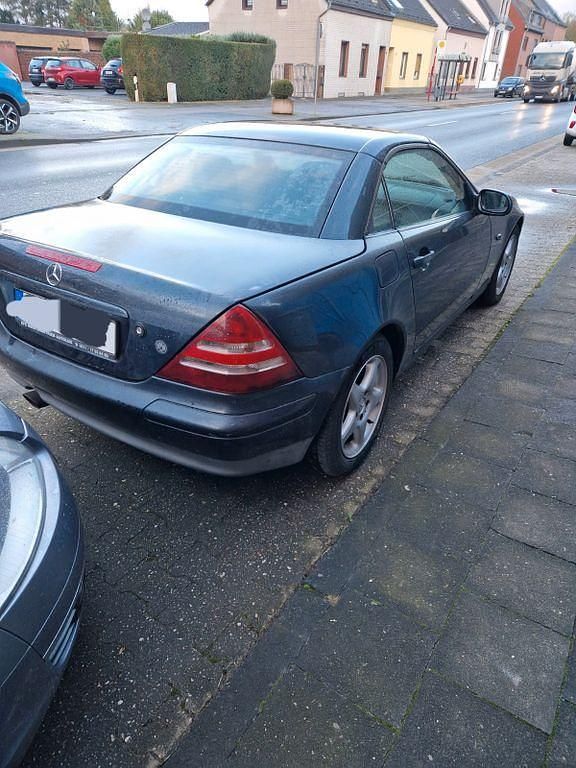 Gebraucht Mercedes SLK200 136 PS (100 kW) 2000 Blau Cabrio