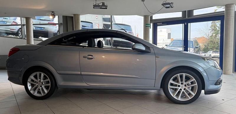 Gebraucht Opel Astra Cabriolet Edition 105 PS (77 kW) 2006 Blau Cabrio