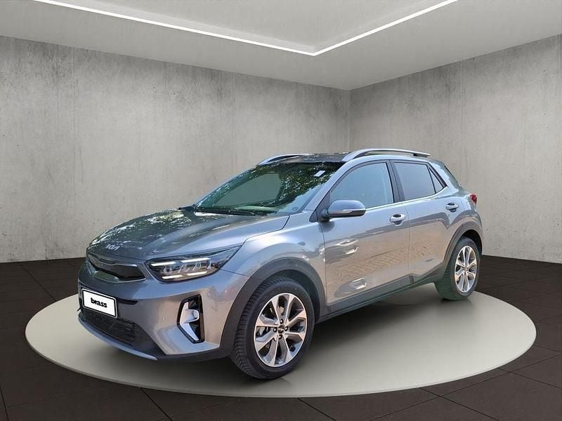 Astrograu Gebraucht 2024 Kia Stonic Spirit SUV | 19.980 € (Fairer Preis) - Bild 1/4