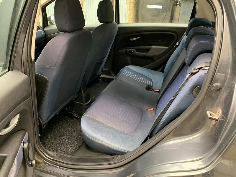 Gebraucht Fiat Punto 95 PS (69 kW) 2008 Grau Kleinwagen