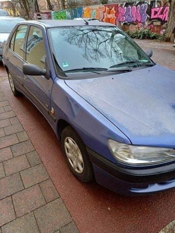 Gebraucht Peugeot 306 75 PS (55 kW) 1997 Blau Limousine