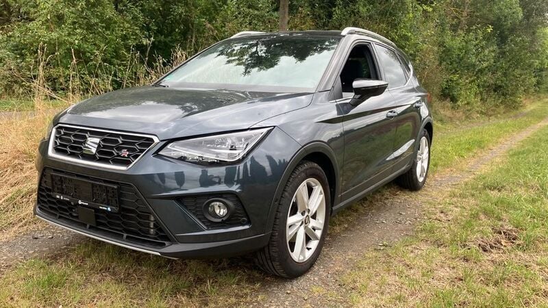 Grau Gebraucht 2020 Seat Arona FR SUV | 17.000 € (Guter Preis) - Bild 1/4