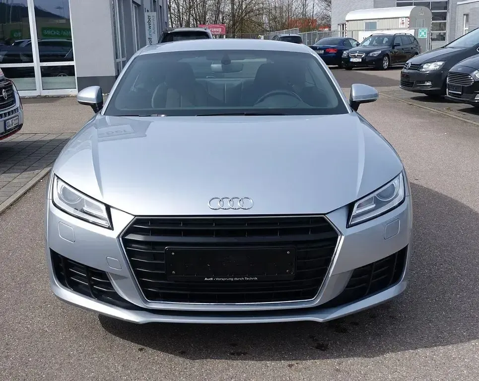 Gebraucht Audi TT Sport 179 PS (131 kW) 2018 Florettsilber (metallic) Coupé