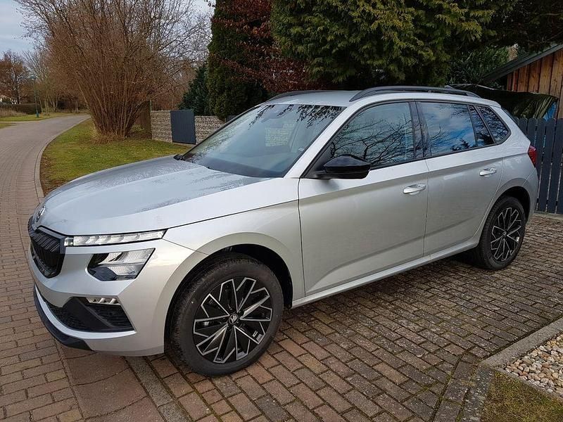 Neu Skoda Kamiq Selection 116 PS (85 kW) 2025 Silber SUV