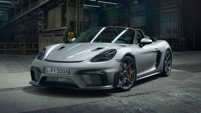 Gtsilbermetallic Neu 2025 Porsche 718 Spyder | 183.501 € - Bild 1/4