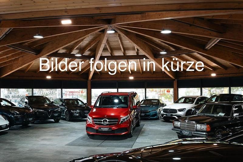 Weiß Gebraucht 2016 Renault Grand Scénic III LIMITED Van / Kleinbus | 7.197 € - Bild 1/1