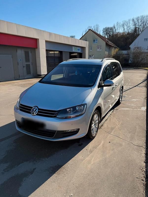 Gebraucht VW Sharan Highline 140 PS (102 kW) 2011 Silber Van / Kleinbus