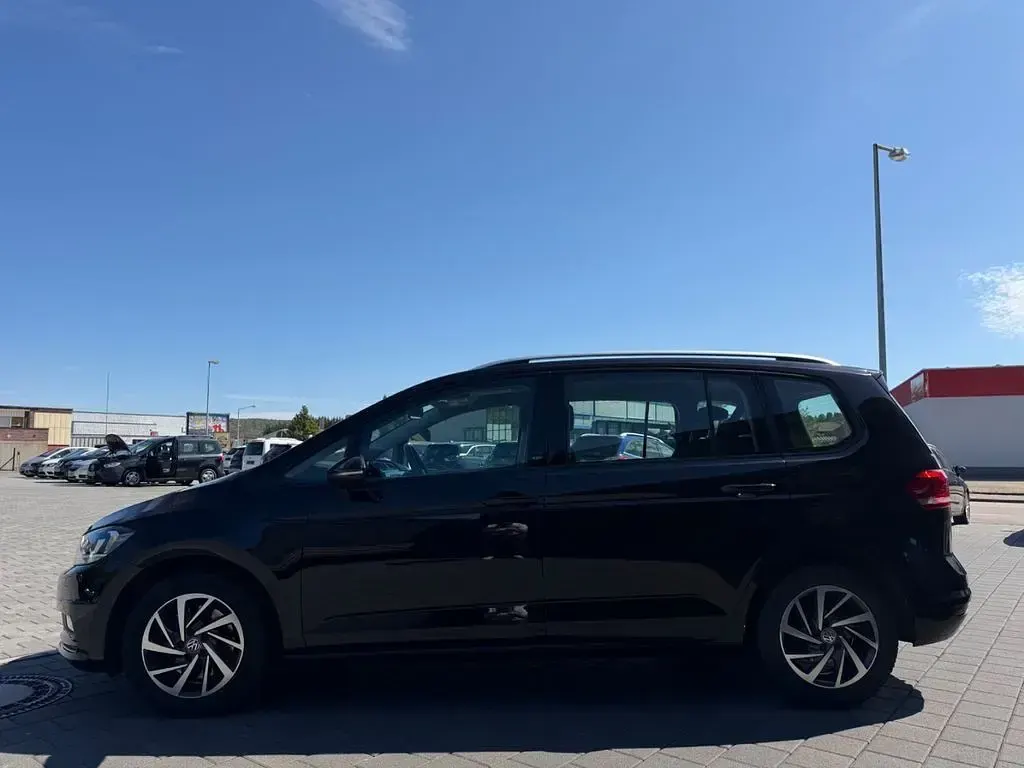 Gebraucht VW Touran Sound 150 PS (110 kW) 2017 Schwarz Van / Kleinbus