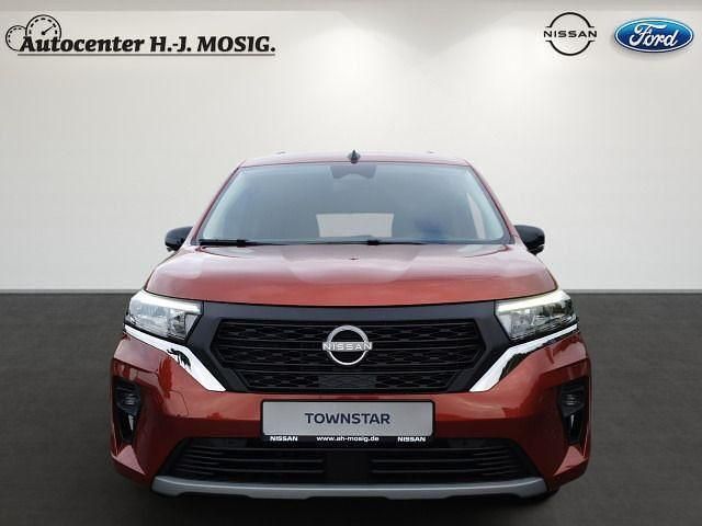 Neu Nissan Townstar Tekna 131 PS (96 kW) 2025 Orange Kombi