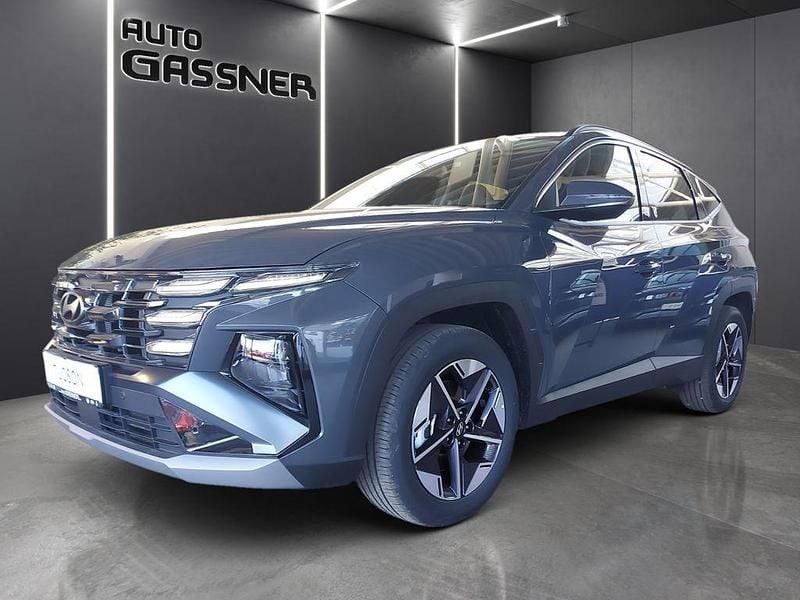 Neu Hyundai Tucson Trend 252 PS (185 kW) 2025 Grau SUV
