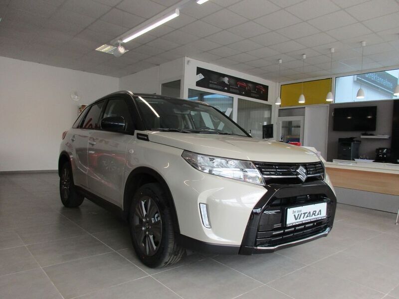 Braun Neu 2025 Suzuki Vitara Comfort SUV | 26.490 € (Fairer Preis) - Bild 1/4