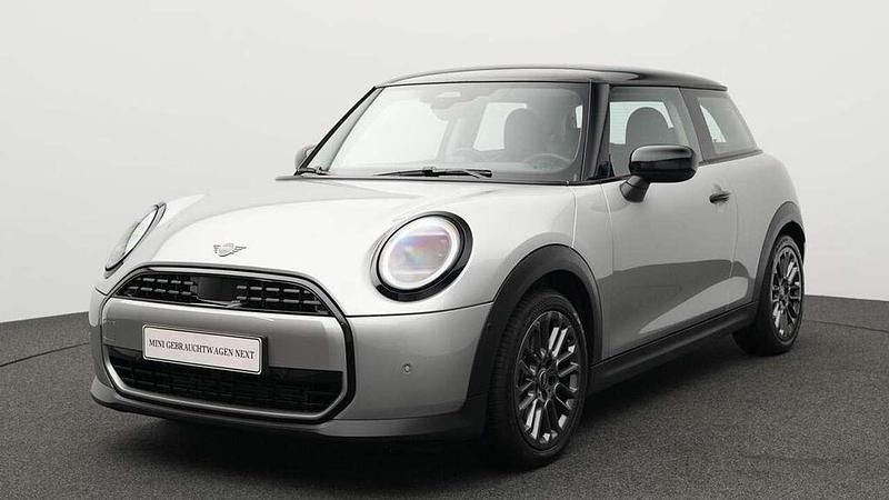 Grau Gebraucht 2024 Mini Cooper Classic Kleinwagen | 24.708 € (Guter Preis) - Bild 1/4