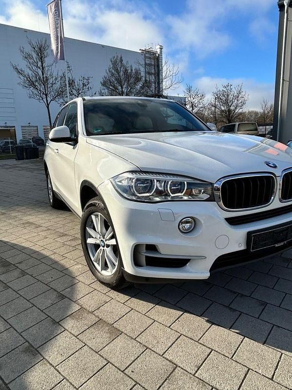 Gebraucht BMW X5 258 PS (189 kW) 2016 Weiß SUV