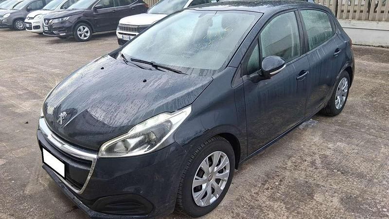 Grau Gebraucht 2019 Peugeot 208 Active Kleinwagen | 5.780 € - Bild 1/3