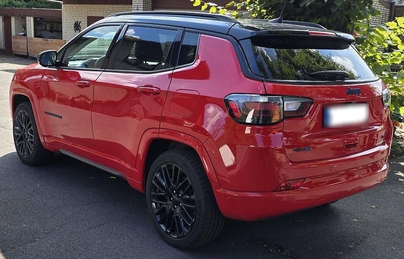 Gebraucht Jeep Compass 240 PS (176 kW) 2022 Rot SUV
