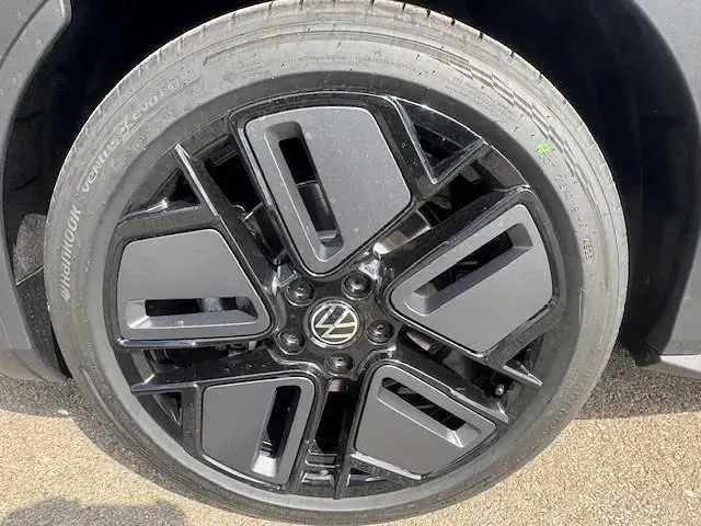 Neu VW T-Roc R-line 2026 Wolf grey metallic SUV