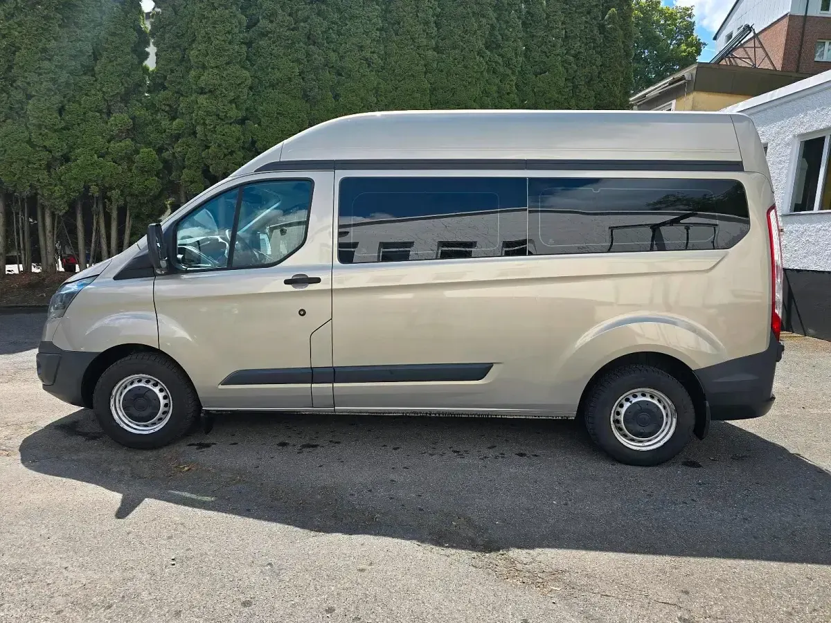 Gebraucht Ford Transit Custom 105 PS (77 kW) 2017 Gold Van / Kleinbus