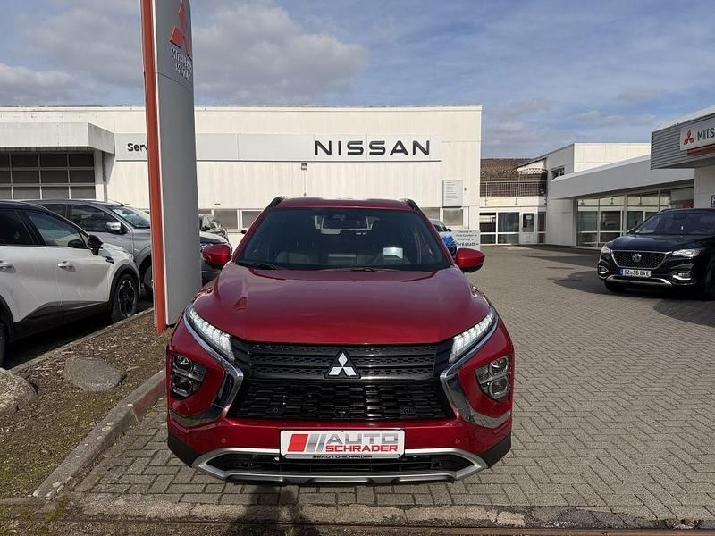 Gebraucht Mitsubishi Eclipse Cross Edition 188 PS (138 kW) 2021 Rot SUV