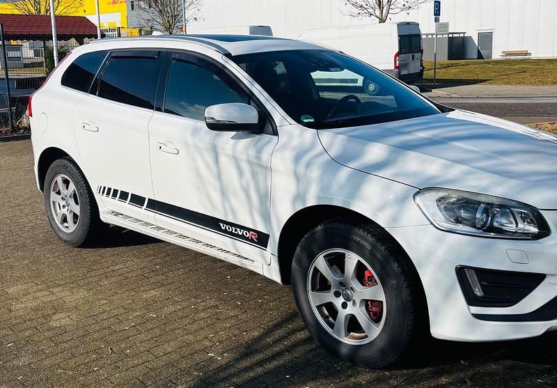 Gebraucht Volvo XC60 Summum 190 PS (139 kW) 2015 Weiß SUV