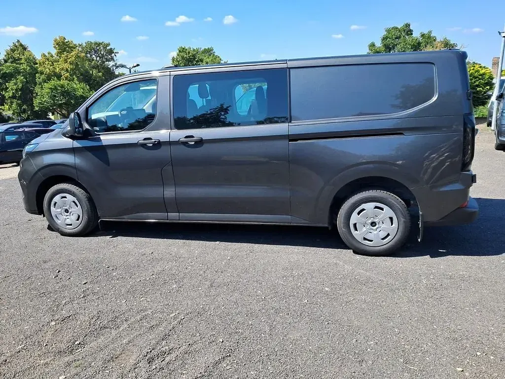 Neu Ford Transit Custom 150 PS (110 kW) 2026 Grau Van / Kleinbus