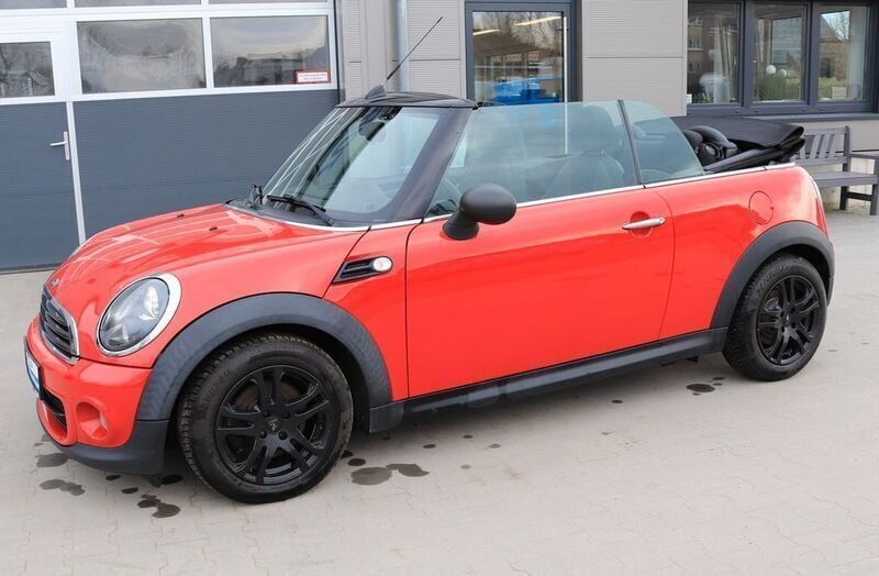 Rot Gebraucht 2014 Mini One Cabriolet Cabrio | 8.450 € (Fairer Preis) - Bild 1/4