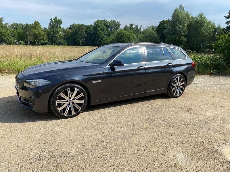Gebraucht BMW 520 184 PS (135 kW) 2014 Grau Kombi