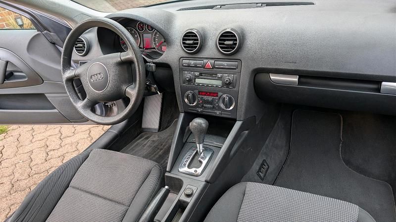Gebraucht Audi A3 102 PS (75 kW) 2004 Silber Kleinwagen