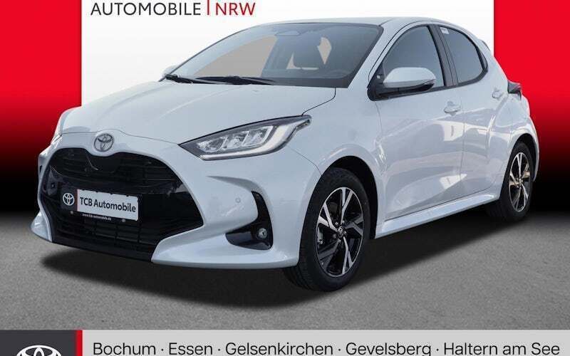 Weiß Neu 2025 Toyota Yaris Hybrid Limousine | 27.189 € - Bild 1/4