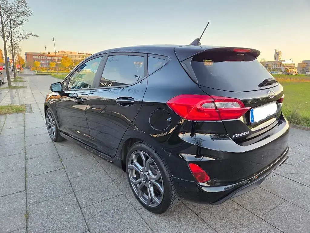 Gebraucht Ford Fiesta ST-Line 101 PS (74 kW) 2019 Schwarz Kleinwagen