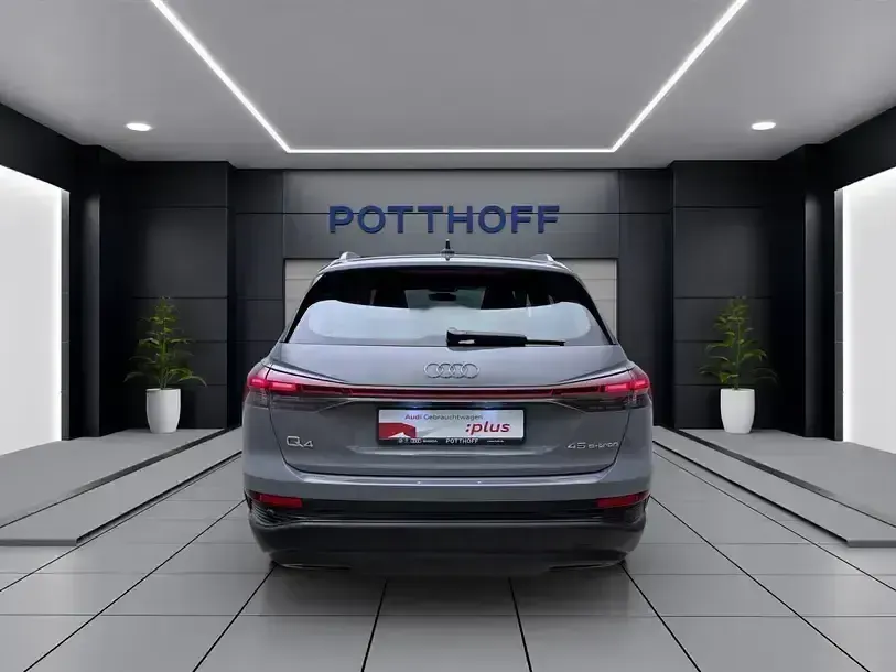 Gebraucht Audi Q4 e-tron Ambiente 210 kW (286 PS) 2025 Kieselgrau SUV