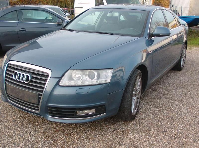 Polarblau metallic Gebraucht 2009 Audi A6 Limousine | 3.700 € (Superpreis) - Bild 1/4