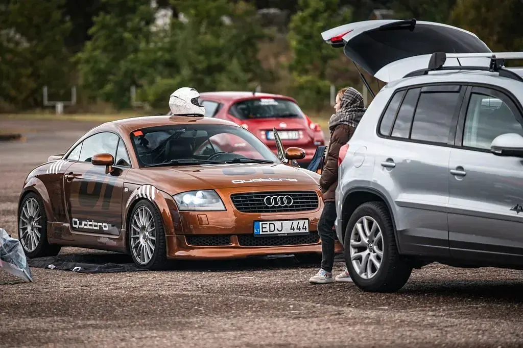 Gebraucht Audi TT Sport 224 PS (164 kW) 2000 Braun Coupé