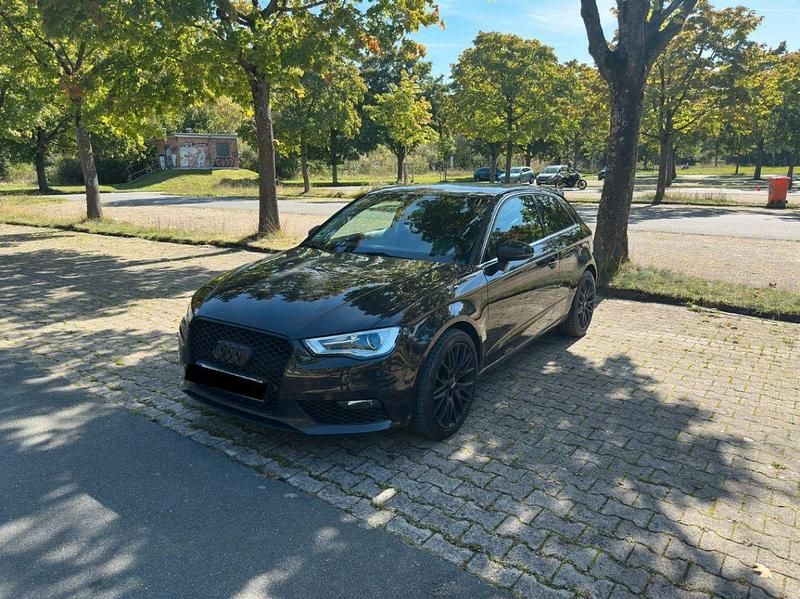 Braun Gebraucht 2016 Audi A3 Ambiente Kombi | 15.900 € (Fairer Preis) - Bild 1/4