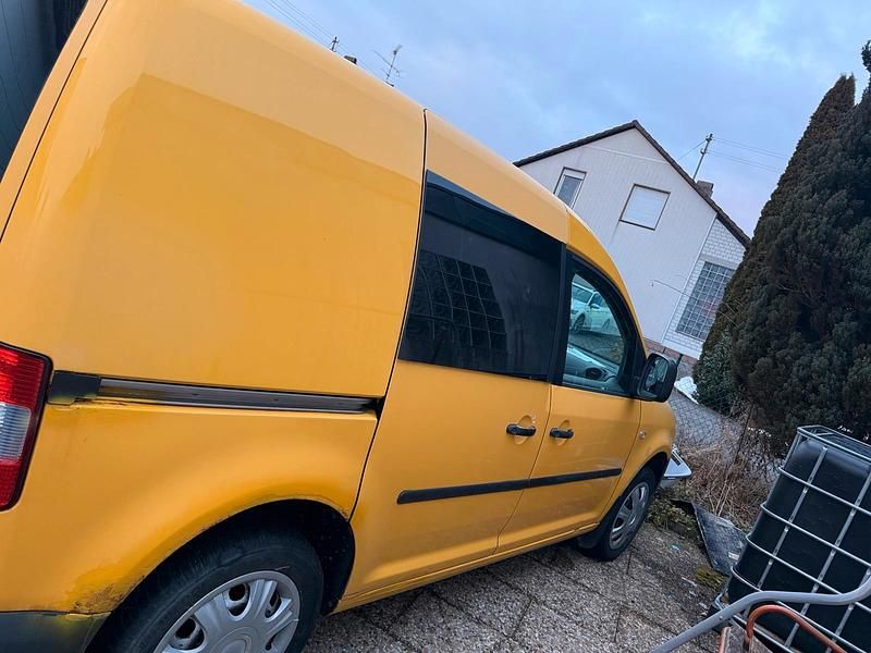 Gebraucht VW Caddy 95 PS (69 kW) 2009 Gelb Van / Kleinbus