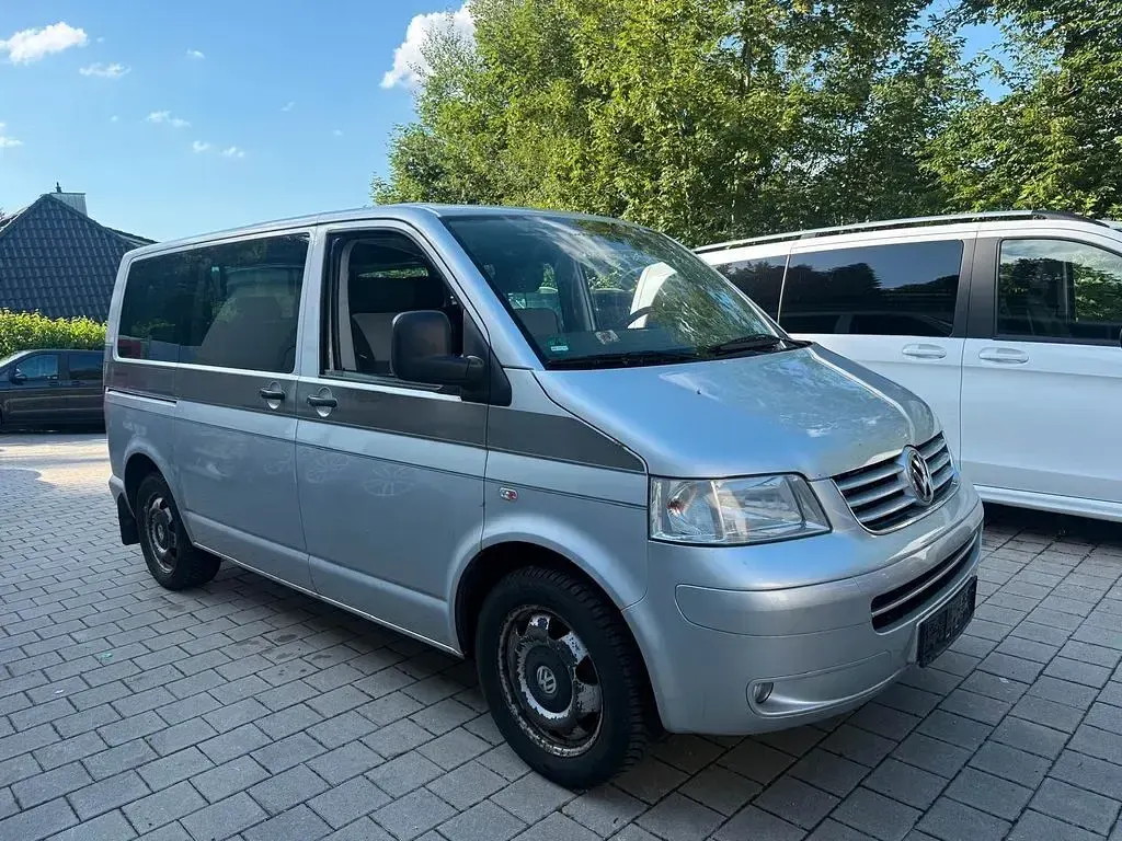 Gebraucht VW Multivan Startline 131 PS (96 kW) 2008 Silber Van / Kleinbus