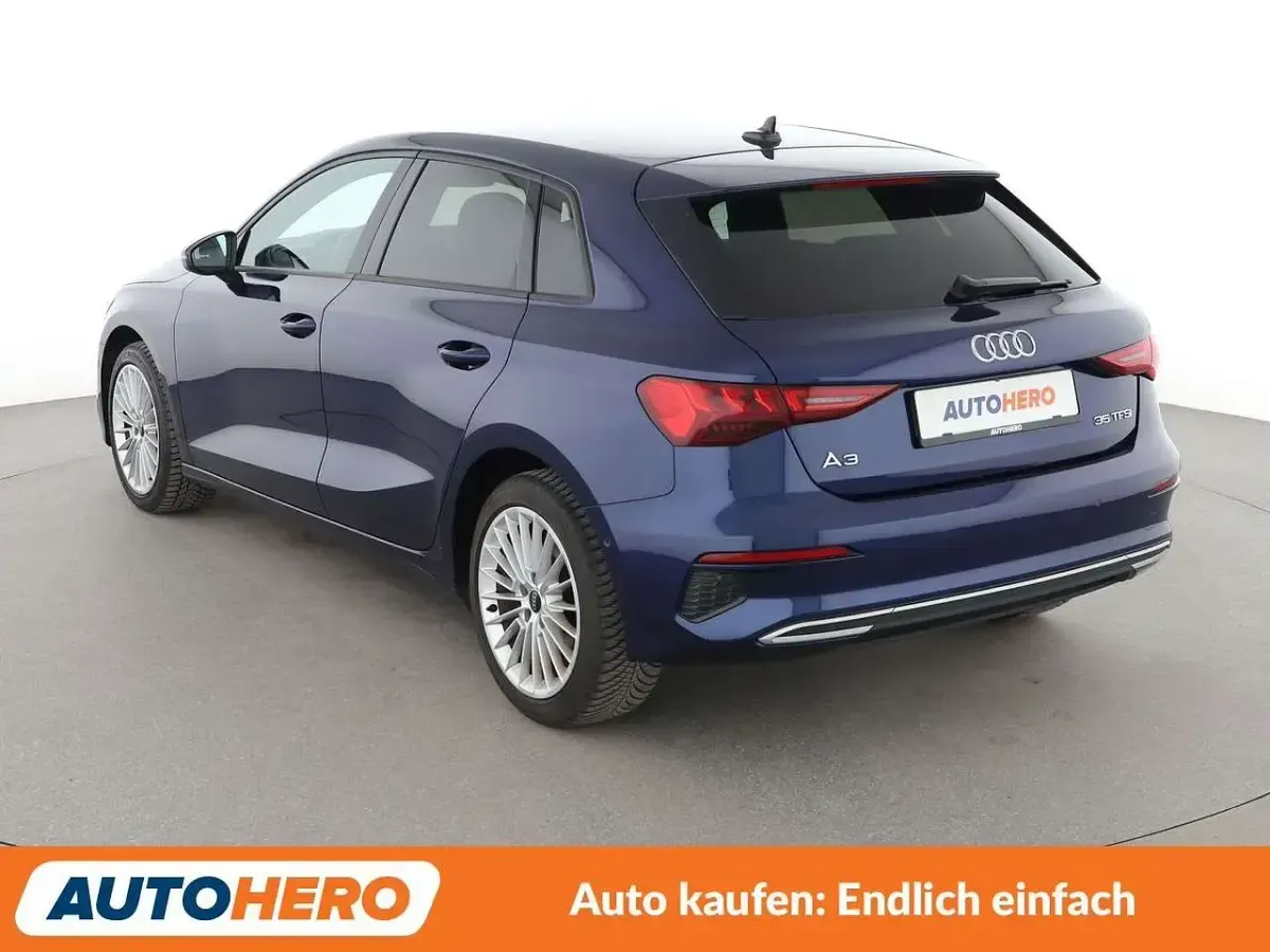 Gebraucht Audi A3 Advanced 150 PS (110 kW) 2020 Navarrablau Limousine